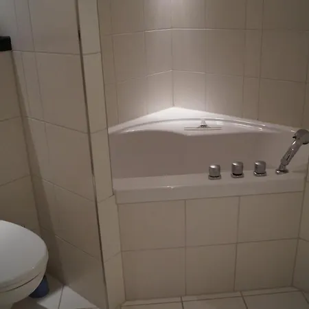 Charmante Mit Direktem Strandzugang, Badewanne, Saunabereich Im Haus הרינגסדורף